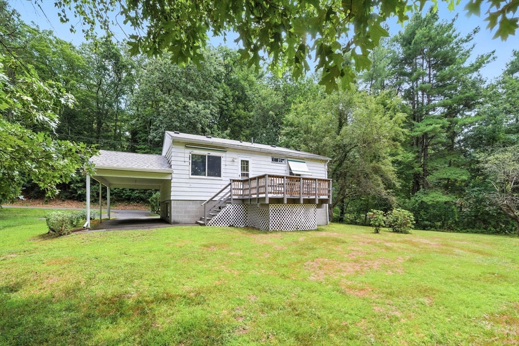 112 Leverett Rd