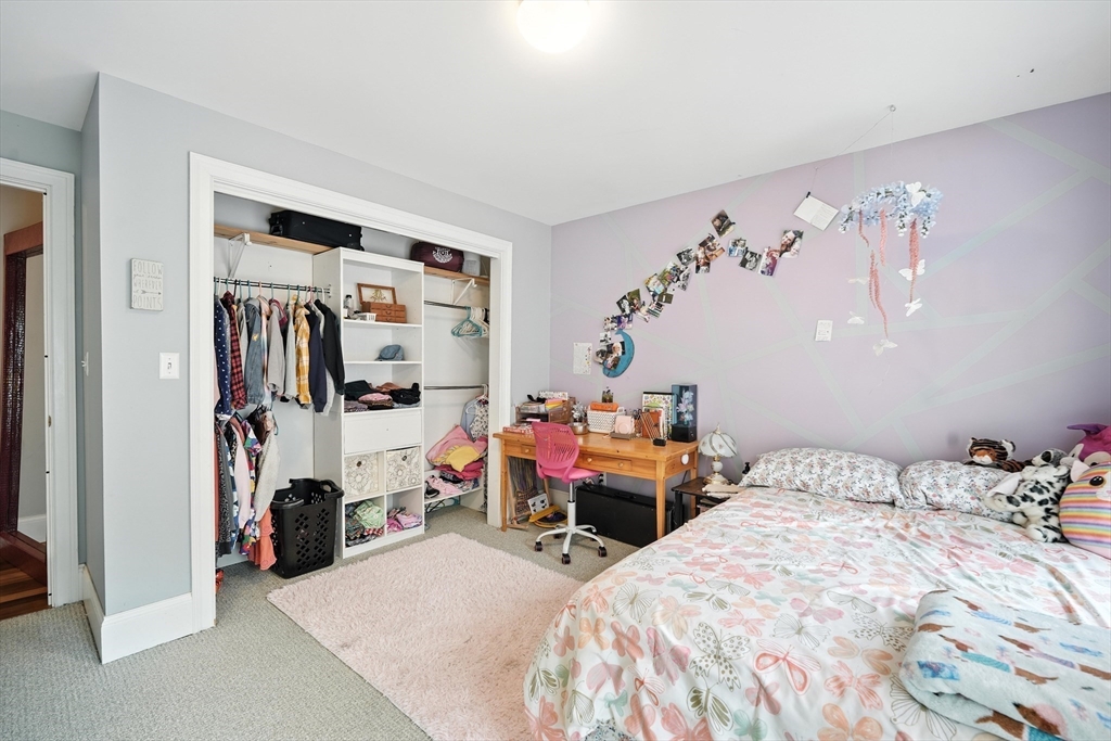 218 Greenfield Rd