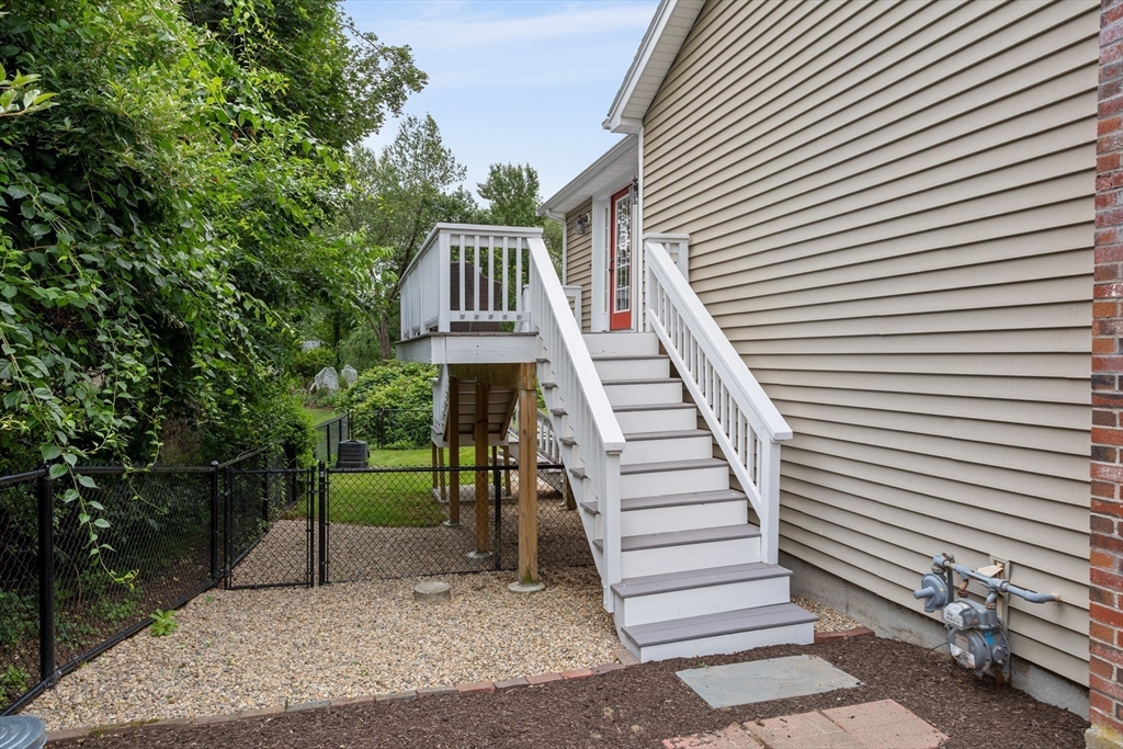5 Mallard Rd