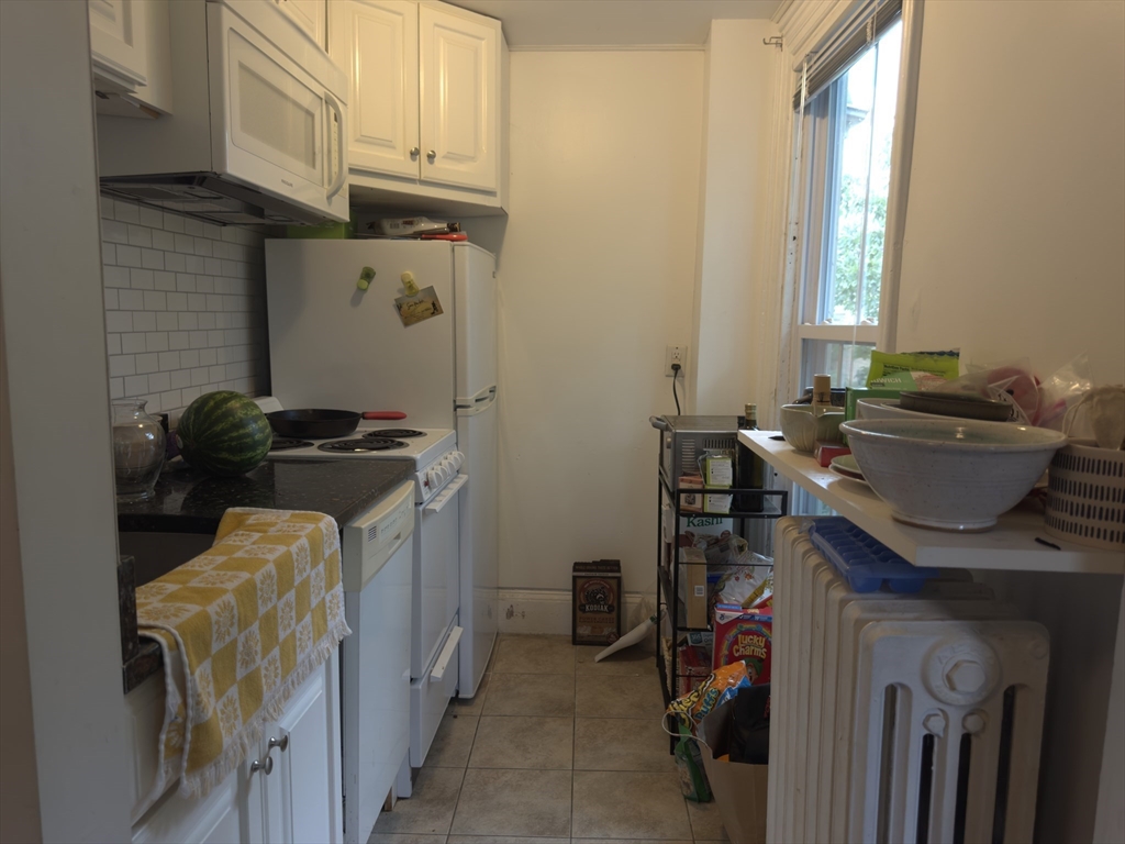 23 Inman St # 3