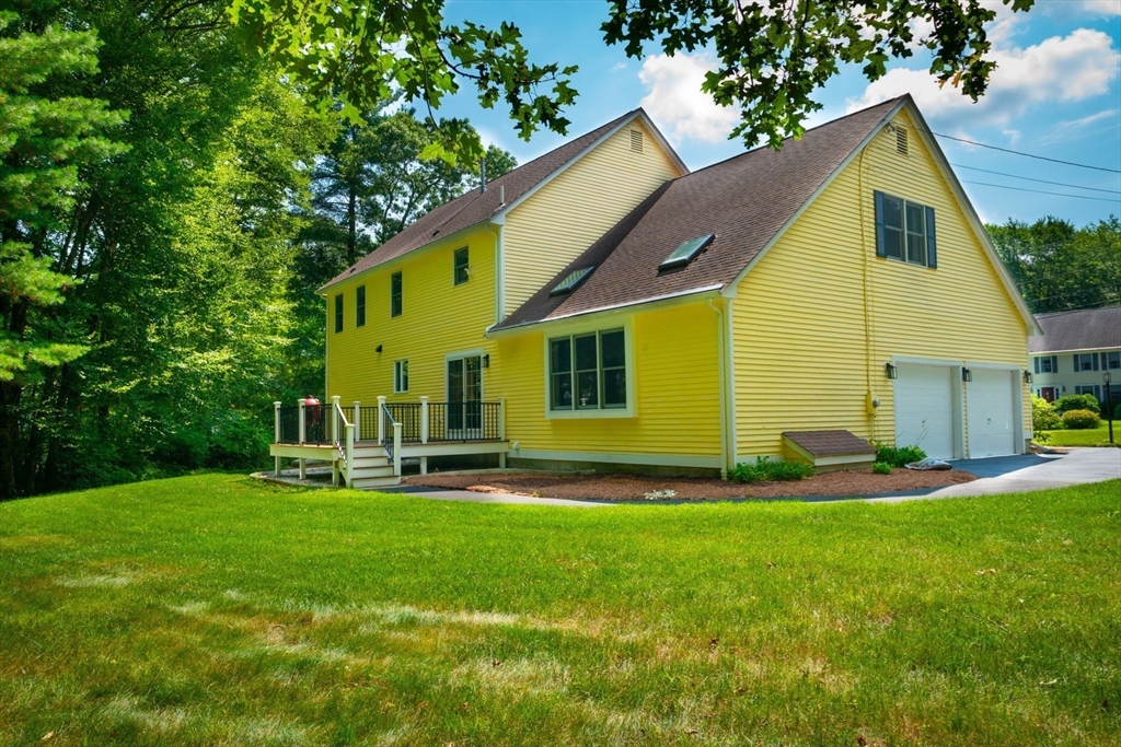 124 Mastro Dr
