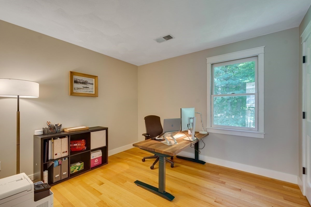 124 Mastro Dr