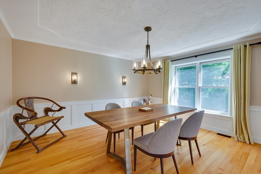 124 Mastro Dr