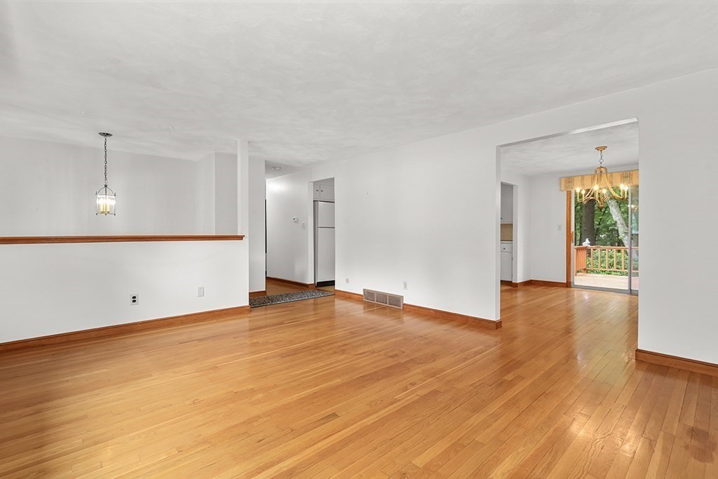 12 Lafayette Lane