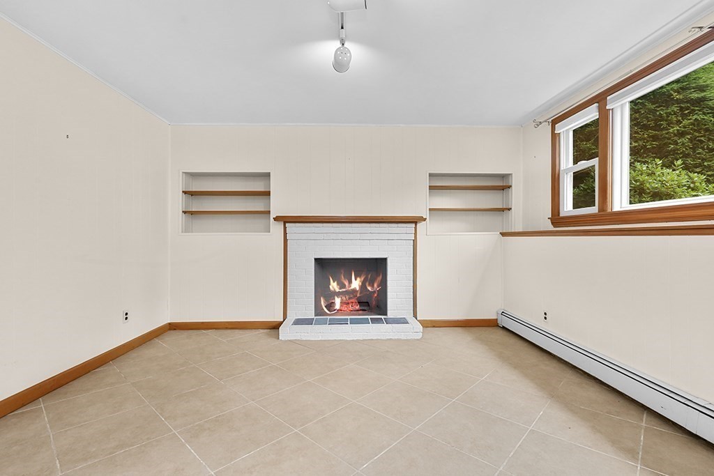12 Lafayette Lane
