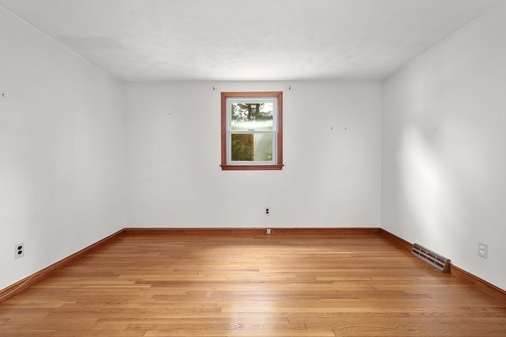 12 Lafayette Lane