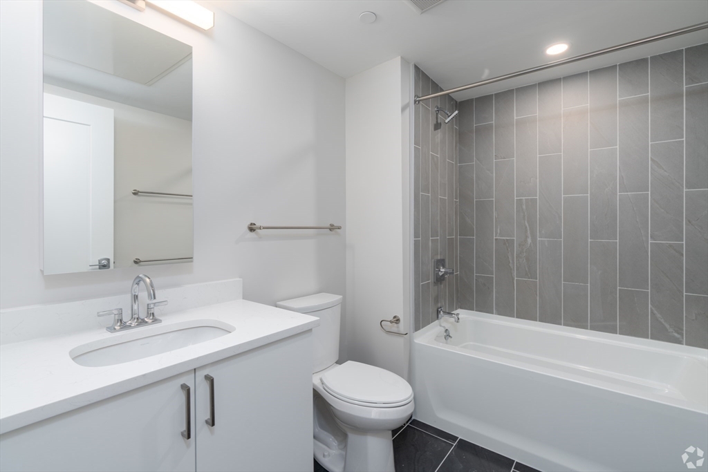 605 Concord Unit: 209ADA