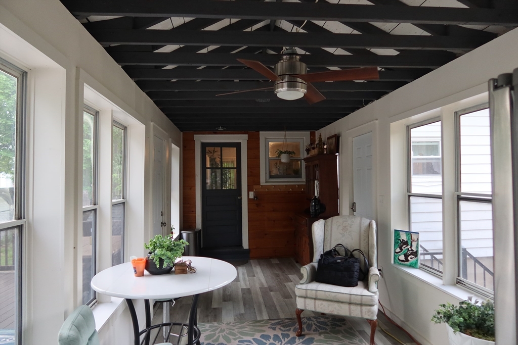 17 Lockwood Ave