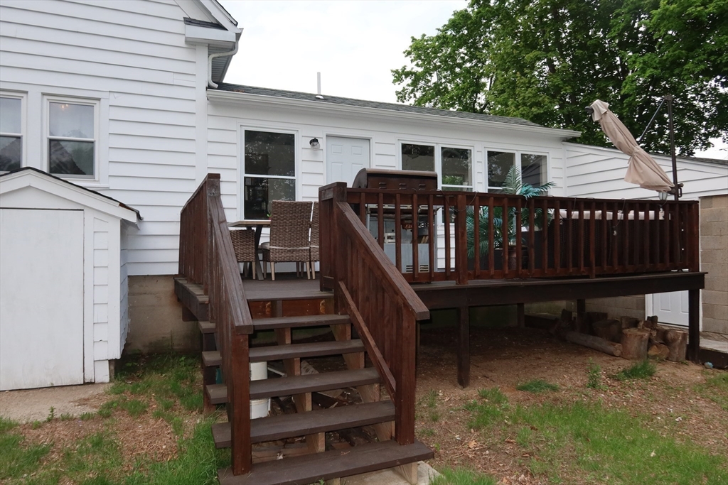 17 Lockwood Ave