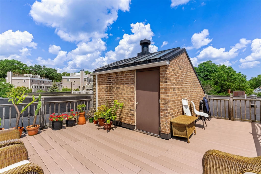 5 Colliston Road # 6
