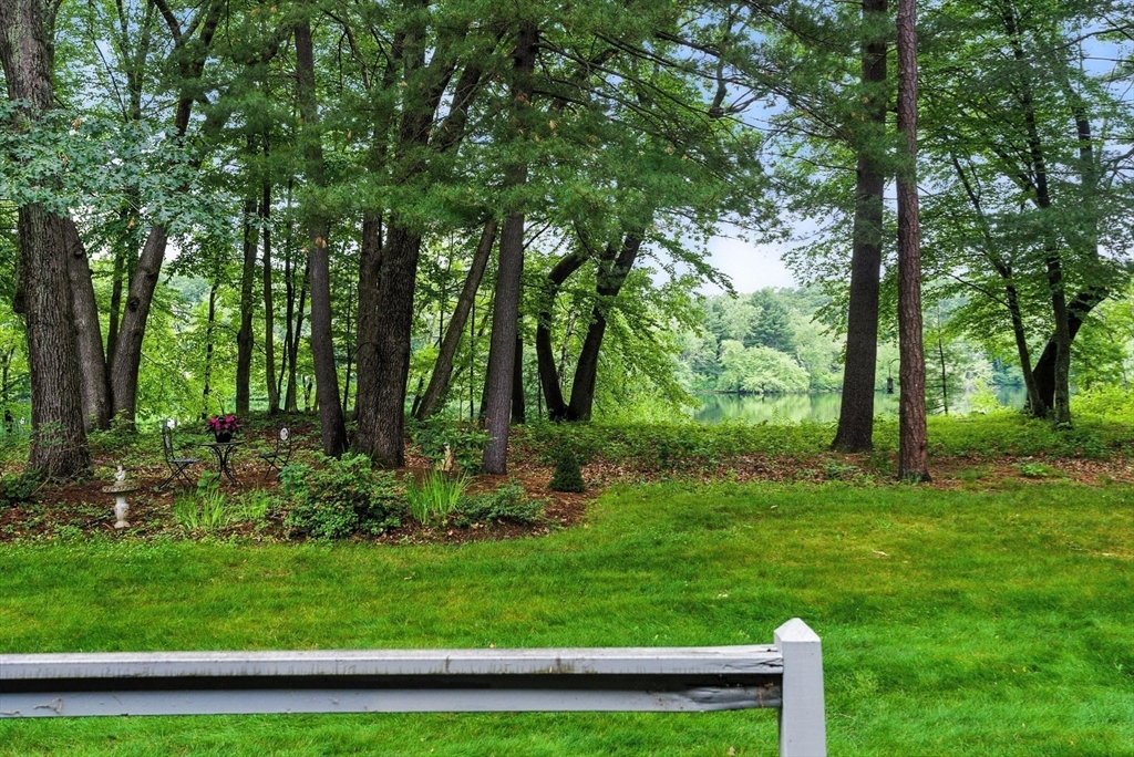 814 Wellman Avenue Unit: .
