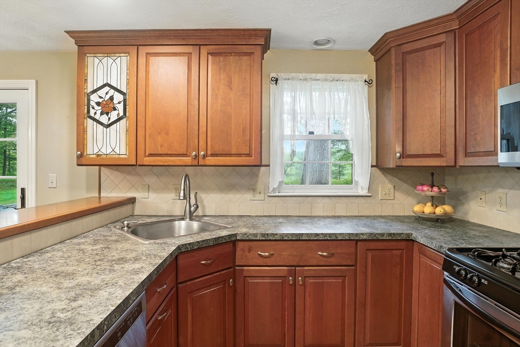 814 Wellman Avenue Unit: .