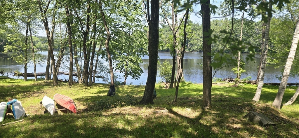 814 Wellman Avenue Unit: .