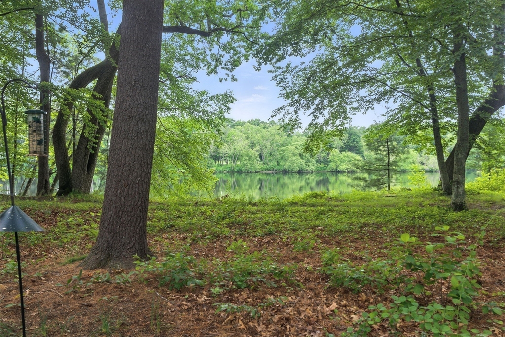 814 Wellman Avenue Unit: .