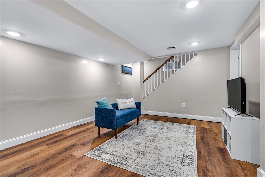 1 Conn Street # 1