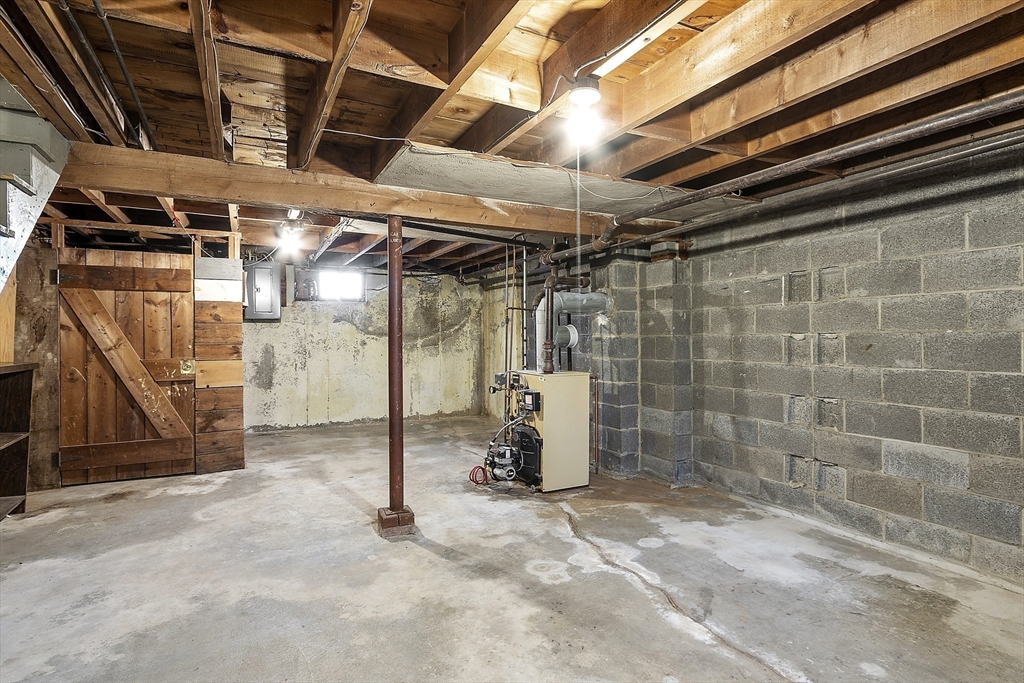 52 Spruce St # 52