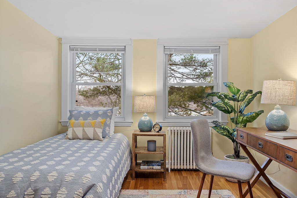 52 Spruce St # 52