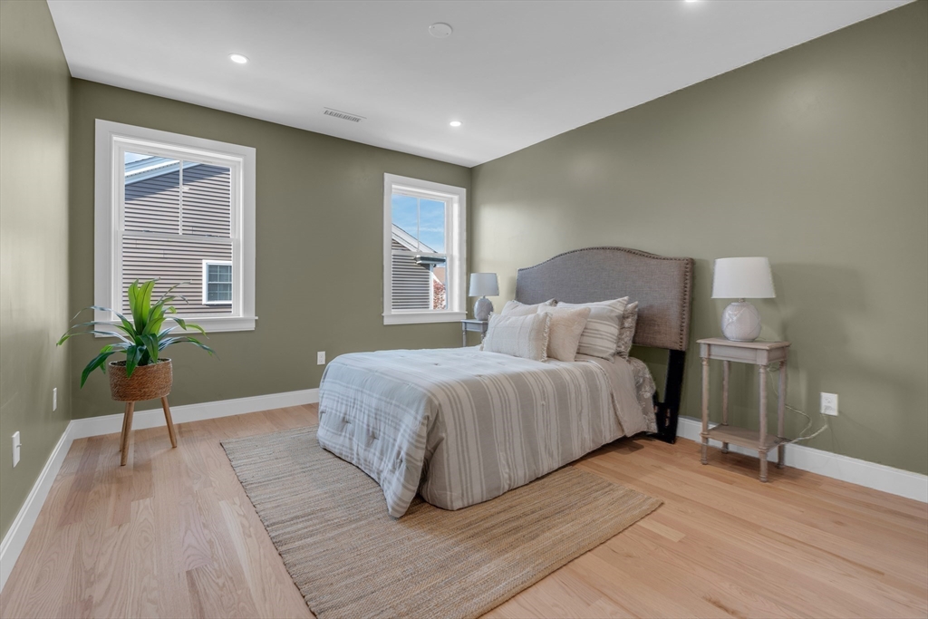 39 Clinton Street # 1