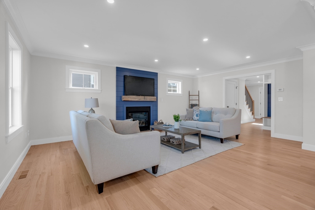 39 Clinton Street # 1