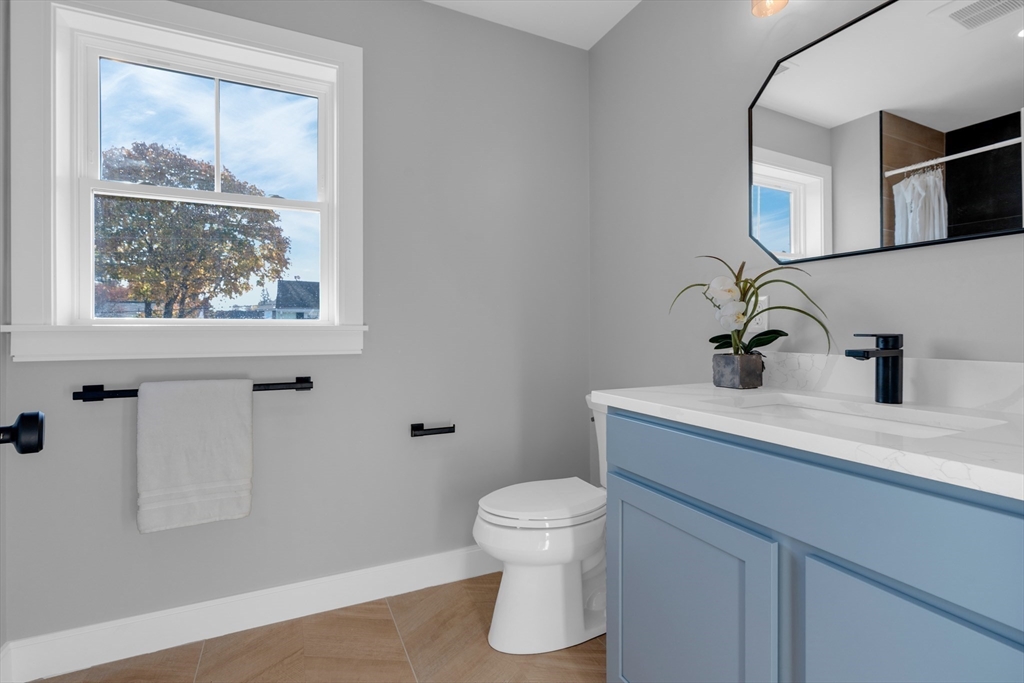 39 Clinton Street # 1