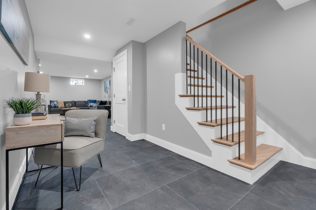 39 Clinton Street # 1