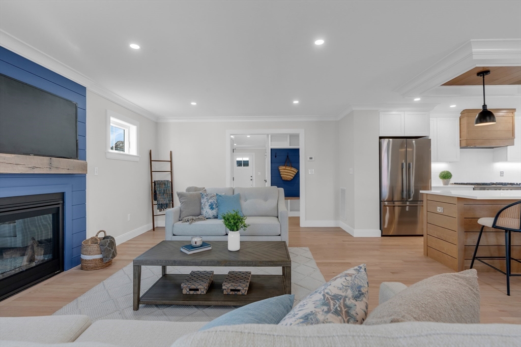 39 Clinton Street # 1