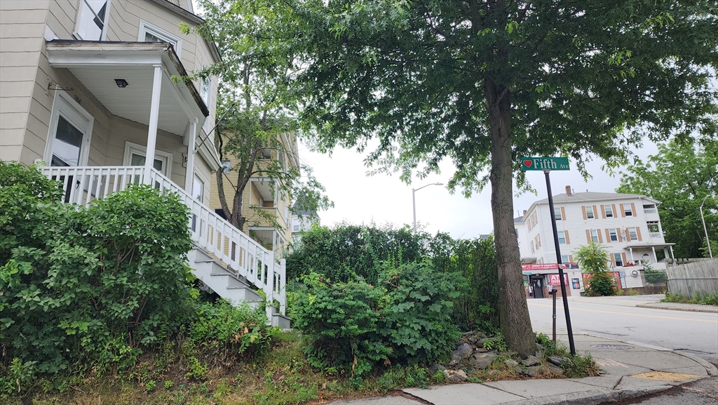 184 Vernon St