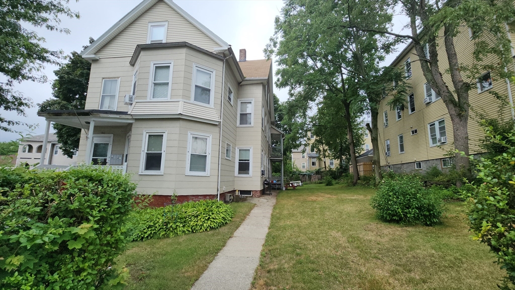 184 Vernon St