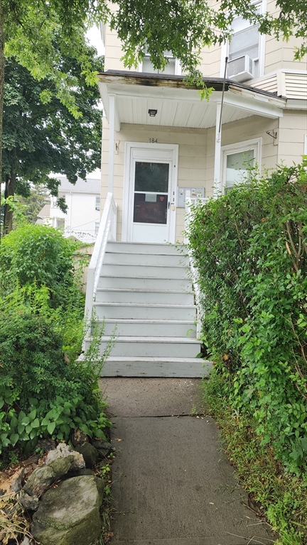 184 Vernon St