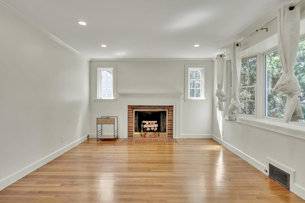 34 Greenwood Street