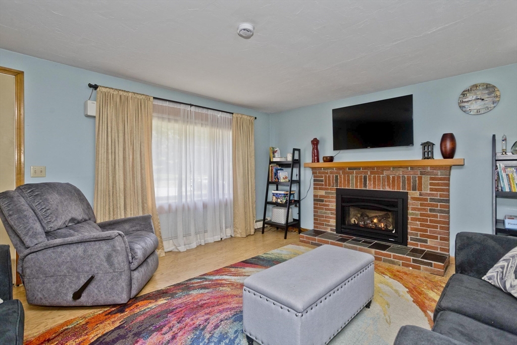 53 Beach Point Rd.