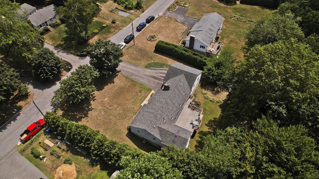 53 Beach Point Rd.