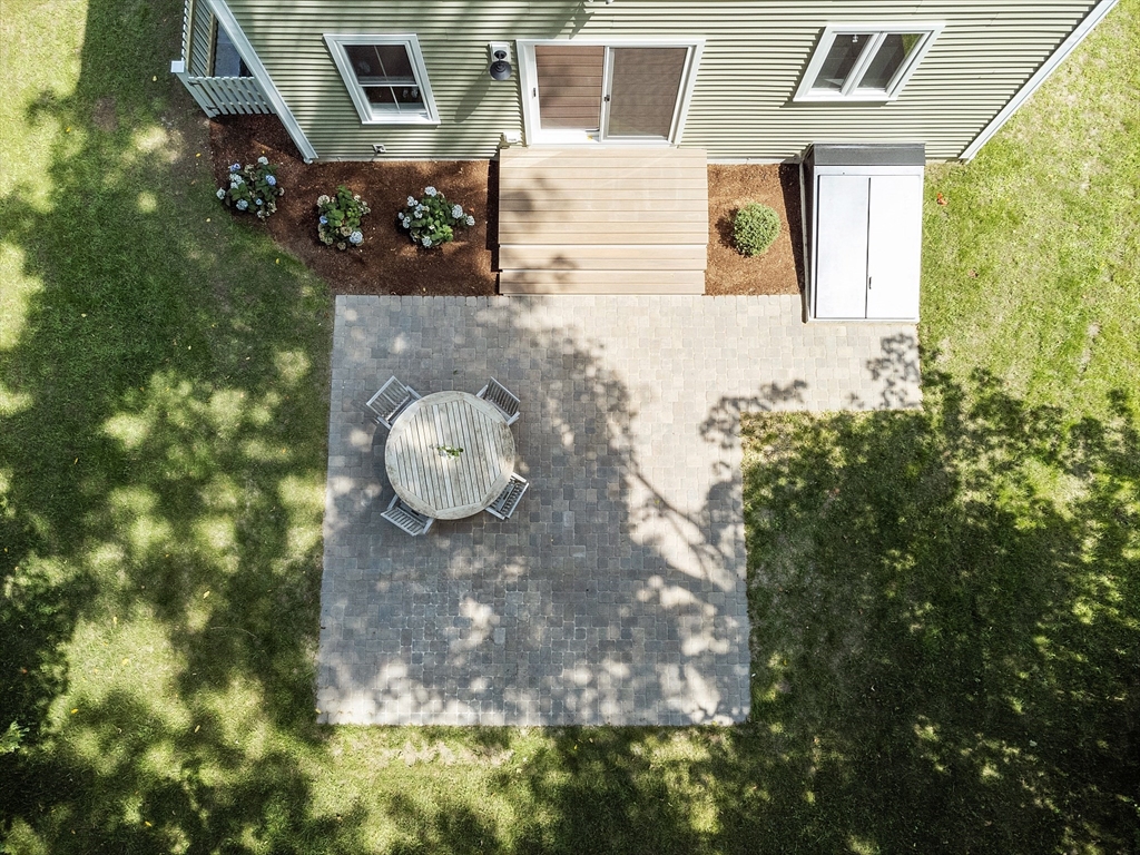 42 Hillside Ave