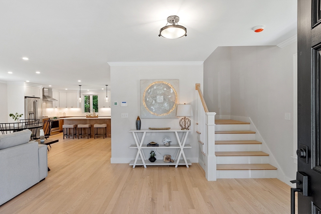 42 Hillside Ave