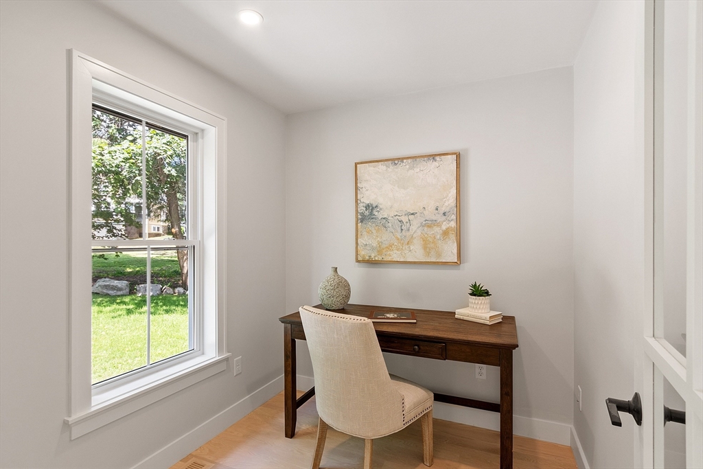 42 Hillside Ave