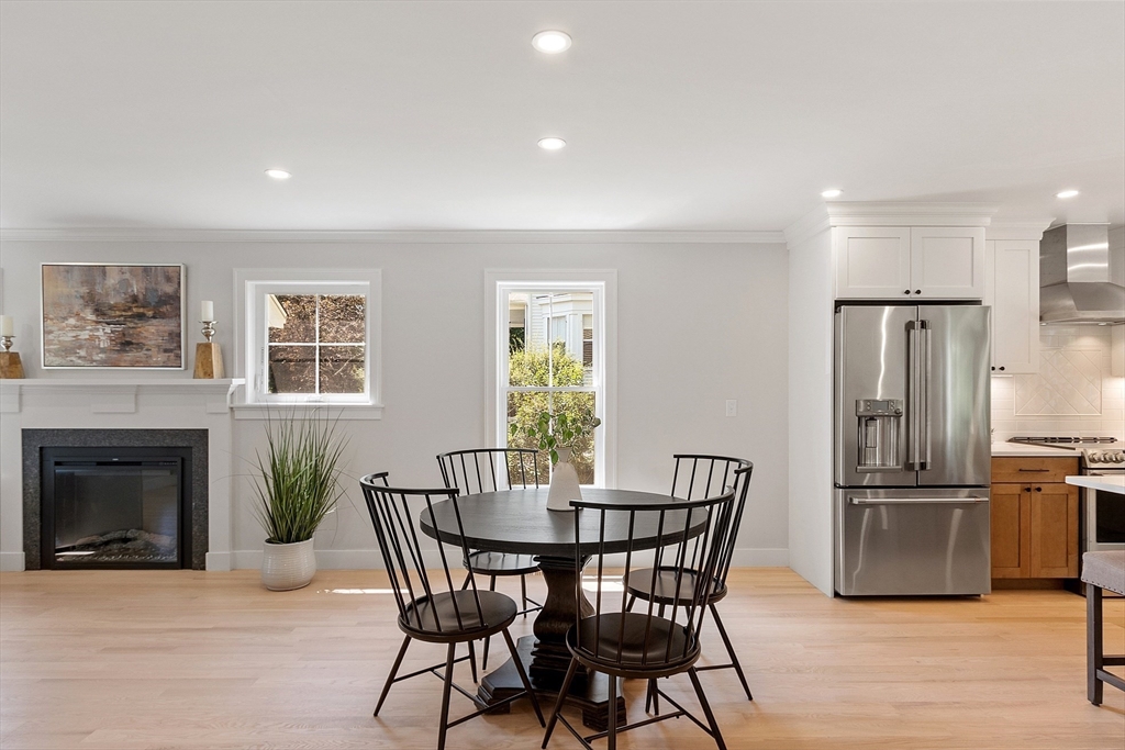 42 Hillside Ave