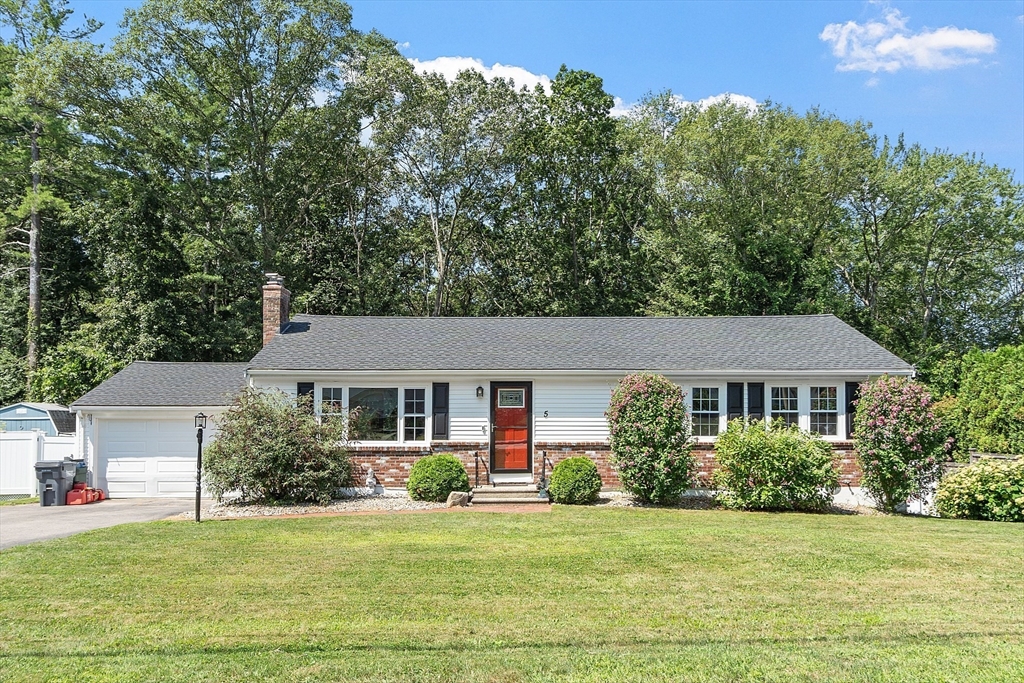 5 Dartmouth Dr