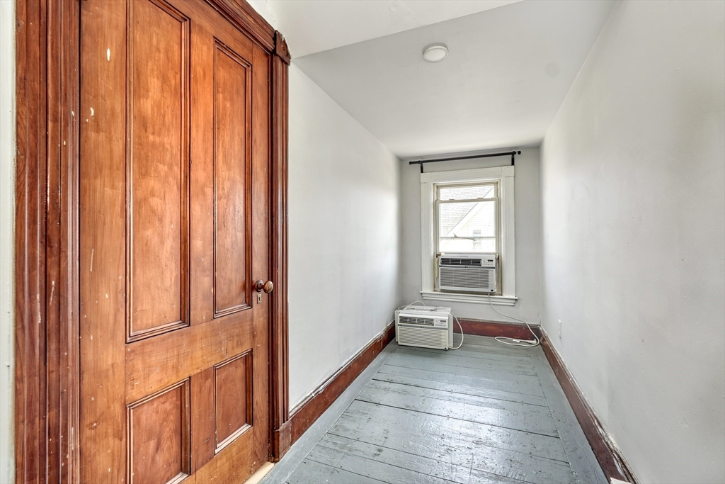 31 Wolcott St