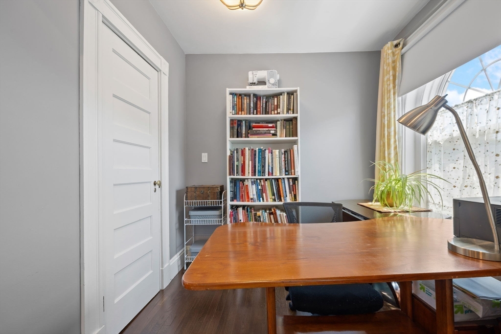 306 Main Street # 10