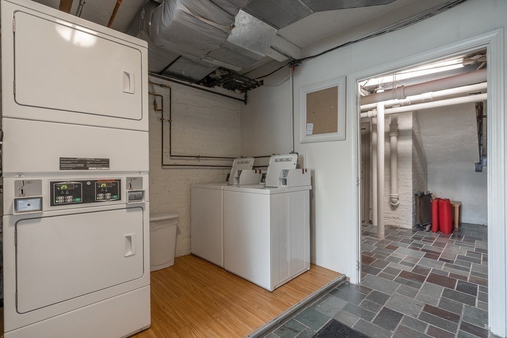 306 Main Street # 10