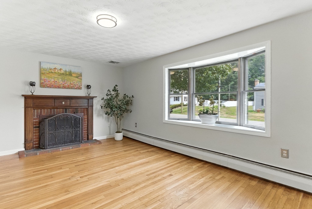 41 Tercentennial Drive