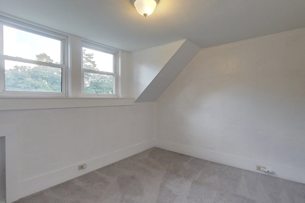 22 Leighton St