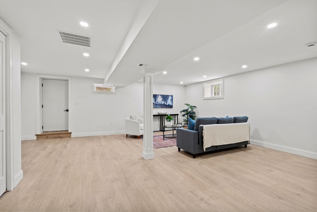 200 Green St, Northborough