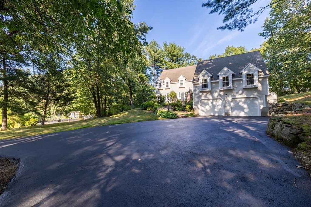 16 Marbleridge Rd