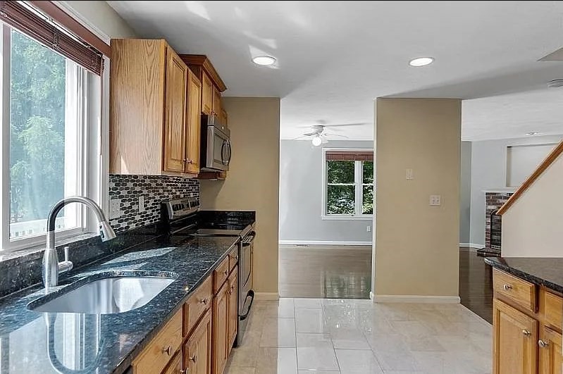 22 Bishop St, Natick