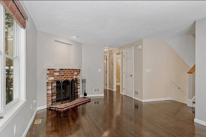 22 Bishop St, Natick