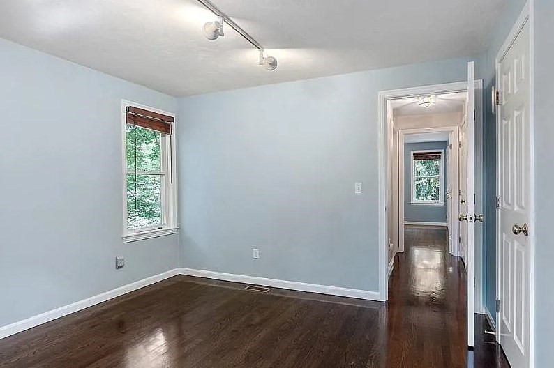 22 Bishop St, Natick