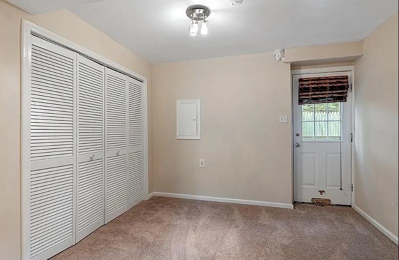 22 Bishop St, Natick