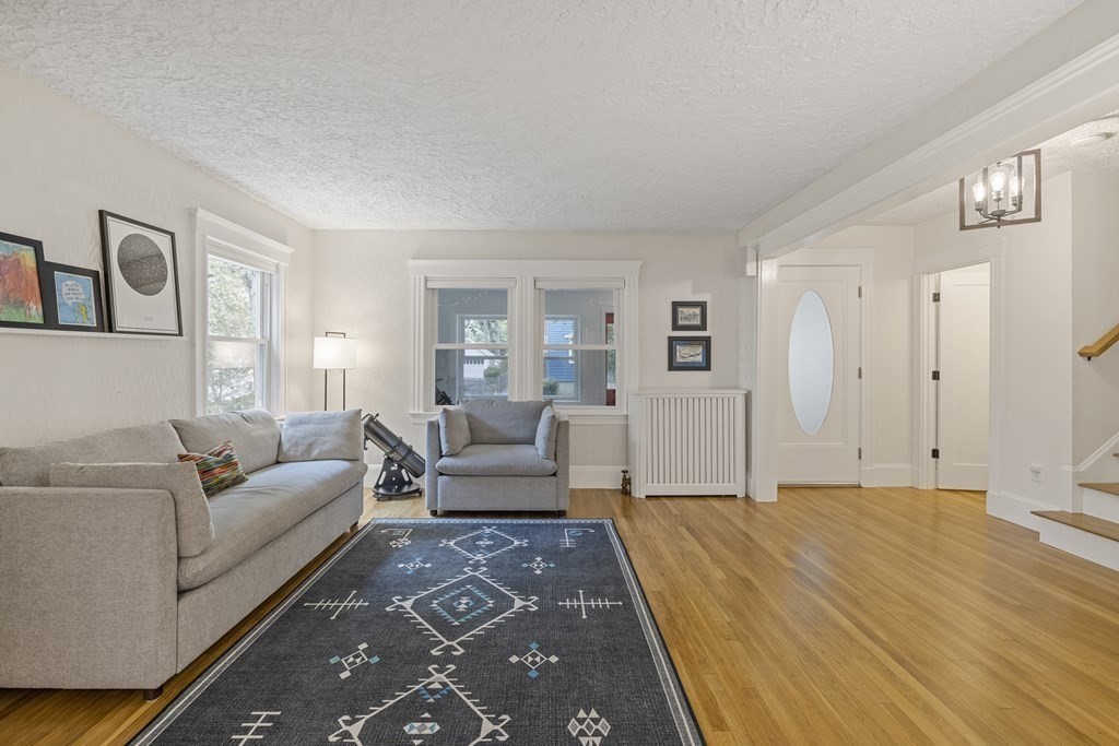 107 Ronald Road