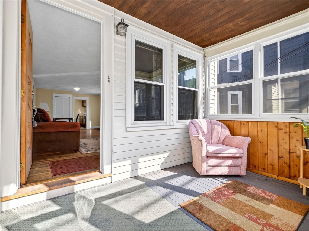 9 Farragut Ave # 9